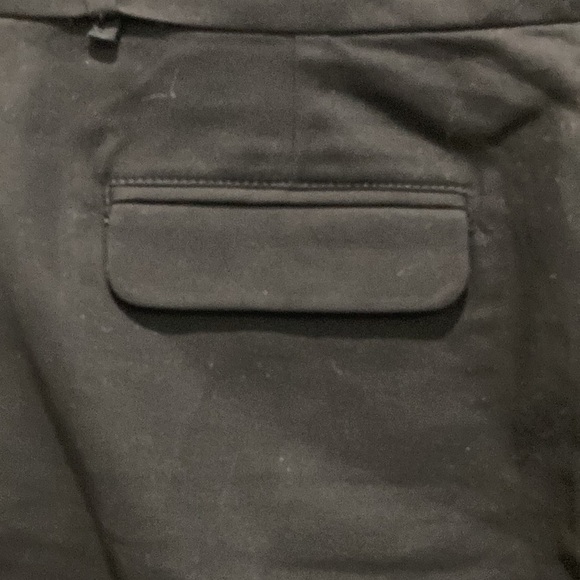 OLD Navy Black Classic Fit Shorts 6 - Picture 8 of 11